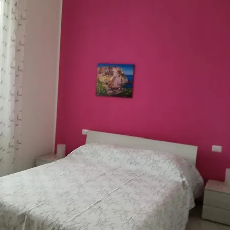 Dalla Maestra Lucia פרוסידה