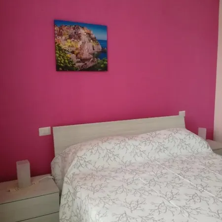 Dalla Maestra Lucia 게스트하우스 3*