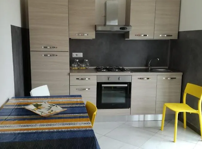 Dalla Maestra Lucia Procida